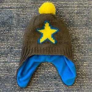 Mini Boden winter hat 2- 6 years